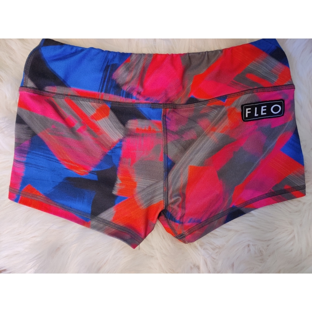 Fleo shorts Sz S